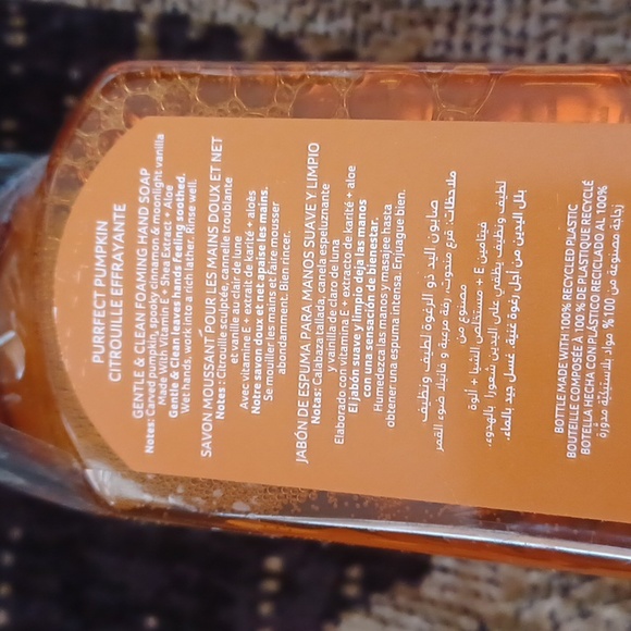 4/$40 New Purrfect Pumpkin Scented Foaming Hand Soap - 1 Pump Bottle - Picture 3 of 8